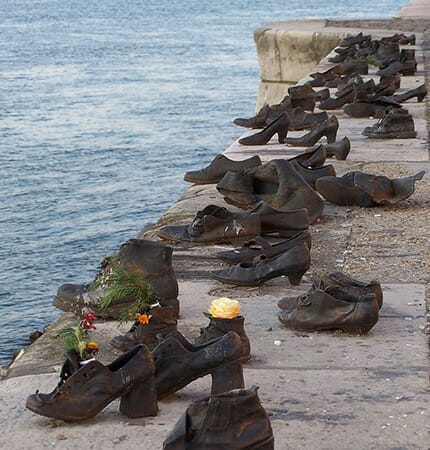 shoes on the danube tribute budapest memorial