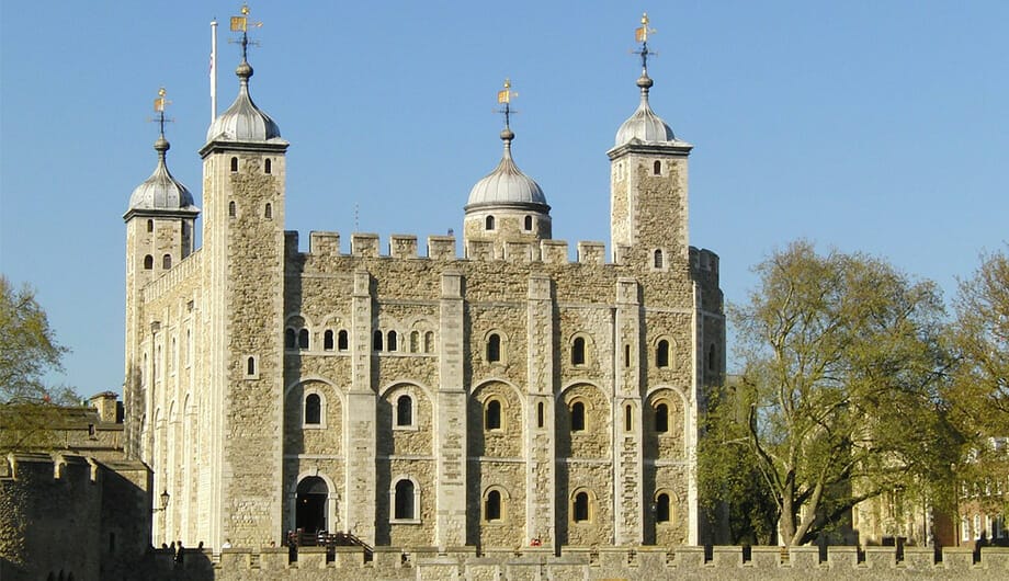 discount tower of london tickets free admission stay near