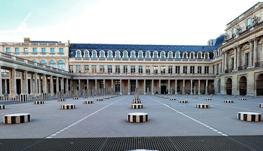 Is Domaine National du Palais Royal Free