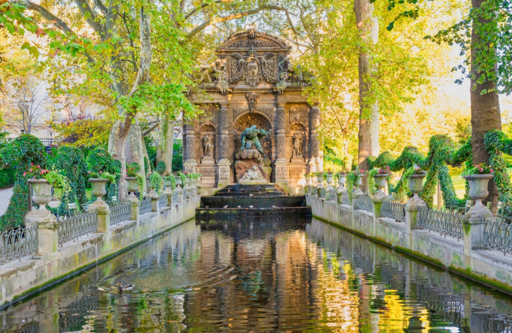 Romantic baroque style fountain Medici in luxembourg garden. Paris, France